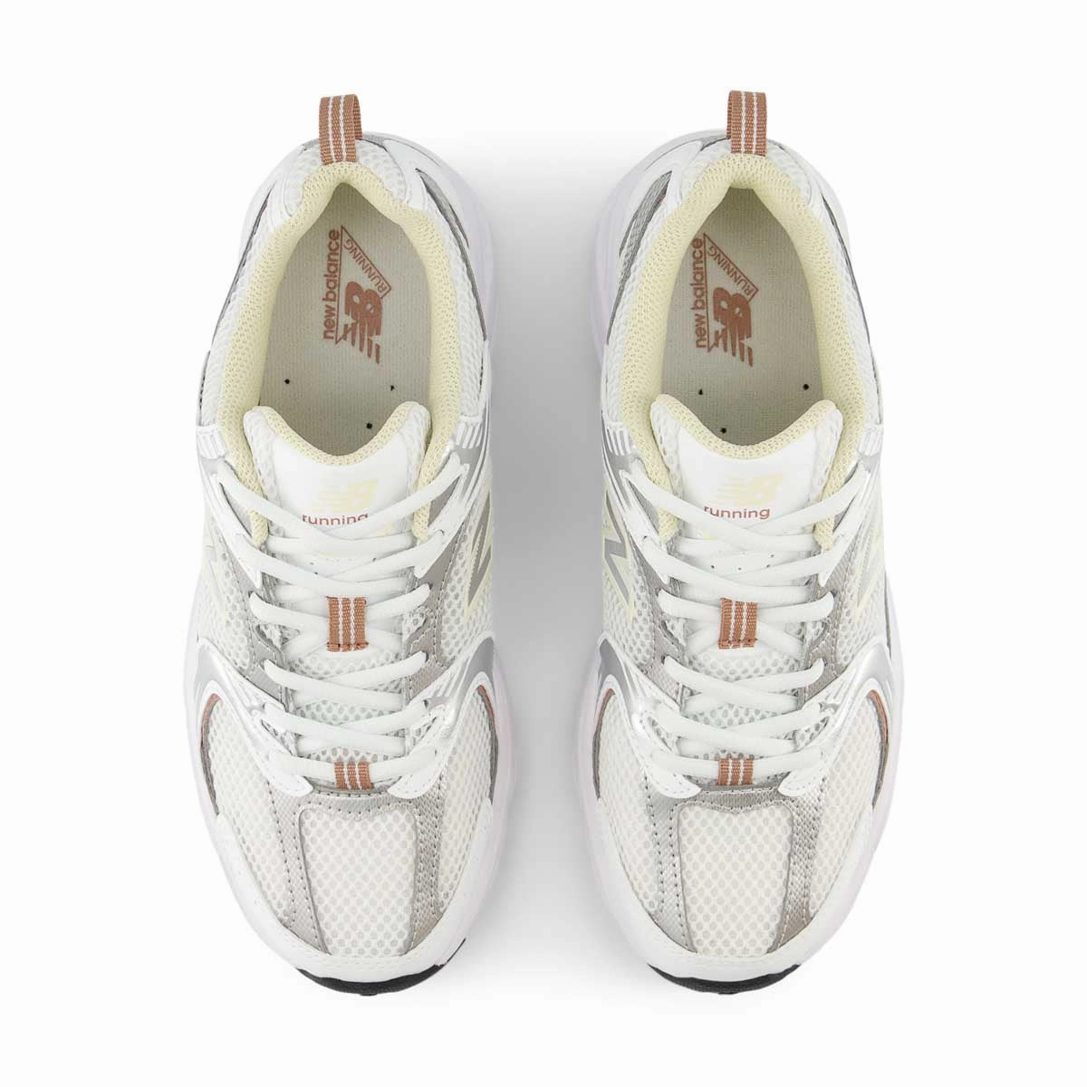 Torsion Stability 530 'White Silver Metallic Calcium'