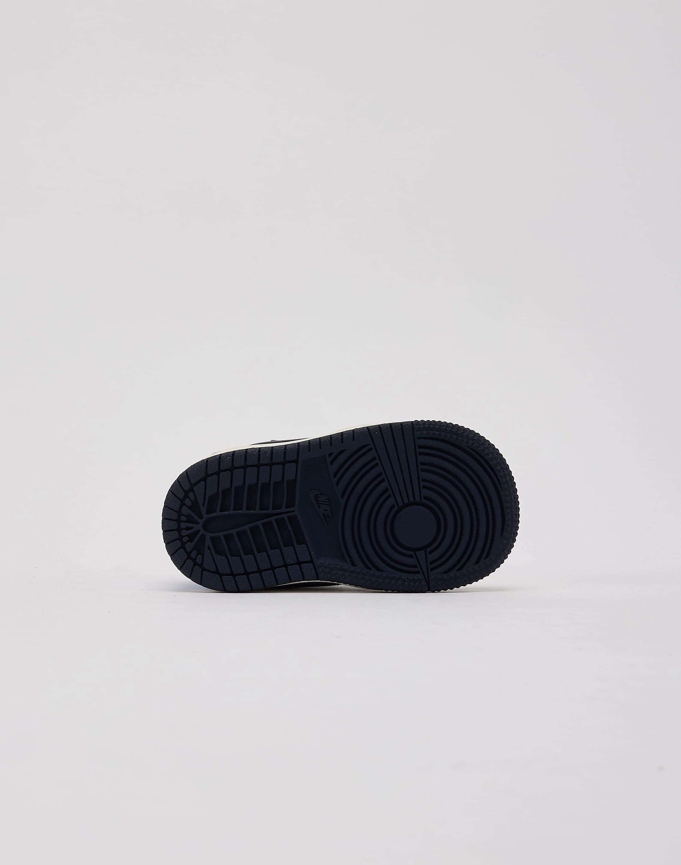 Flexible sole construction School kids' stuff Jordan Air Jordan 1 Retro Low OG 'Obsidian' Toddler