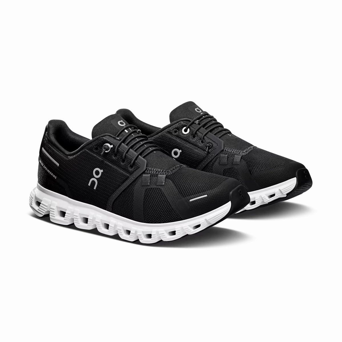 Cloud 6 'Black White' Traction Grip city dwellers