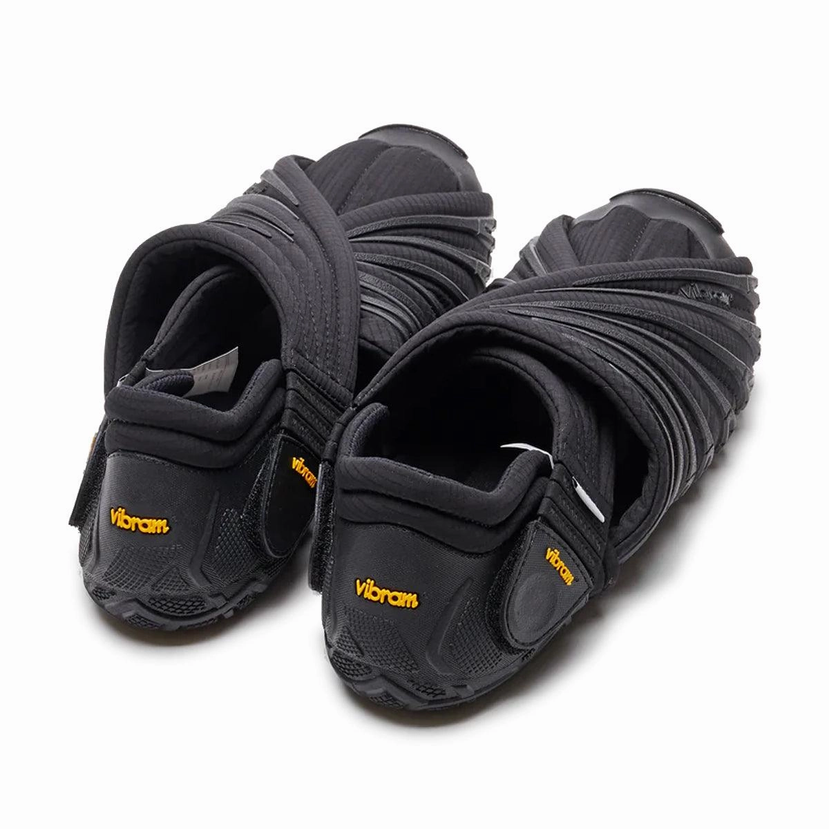 football players - specific functions Anatomical Last Shape   Vibram FUROSHIKI Futon Low 'Black'
