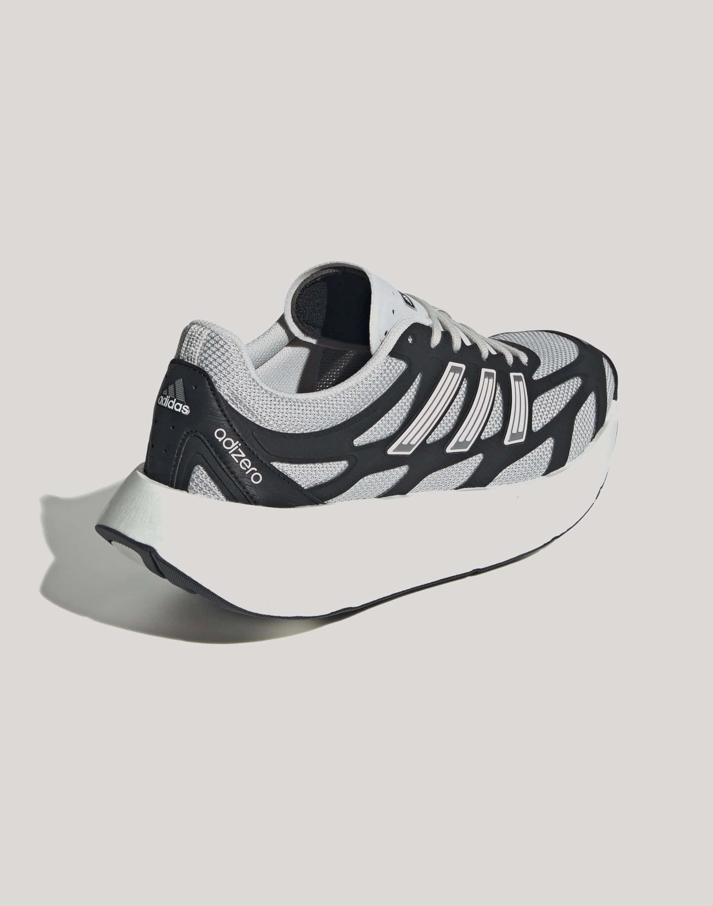 Flexible Arch Adidas Adizero Aruku "Black/Grey One"