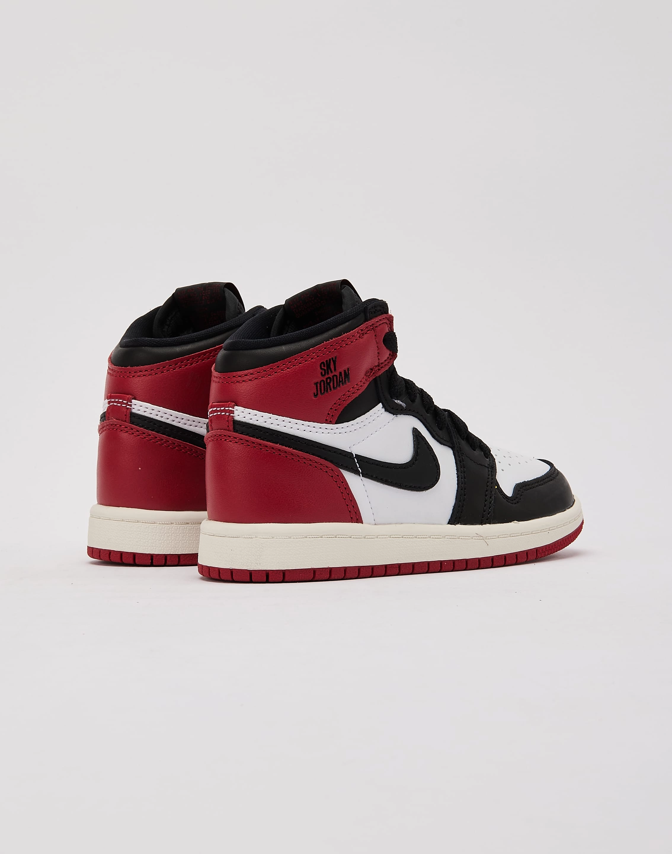 Jordan Air Jordan 1 Retro High OG 'Black Toe Reimagined' Pre-School Arch Cushion