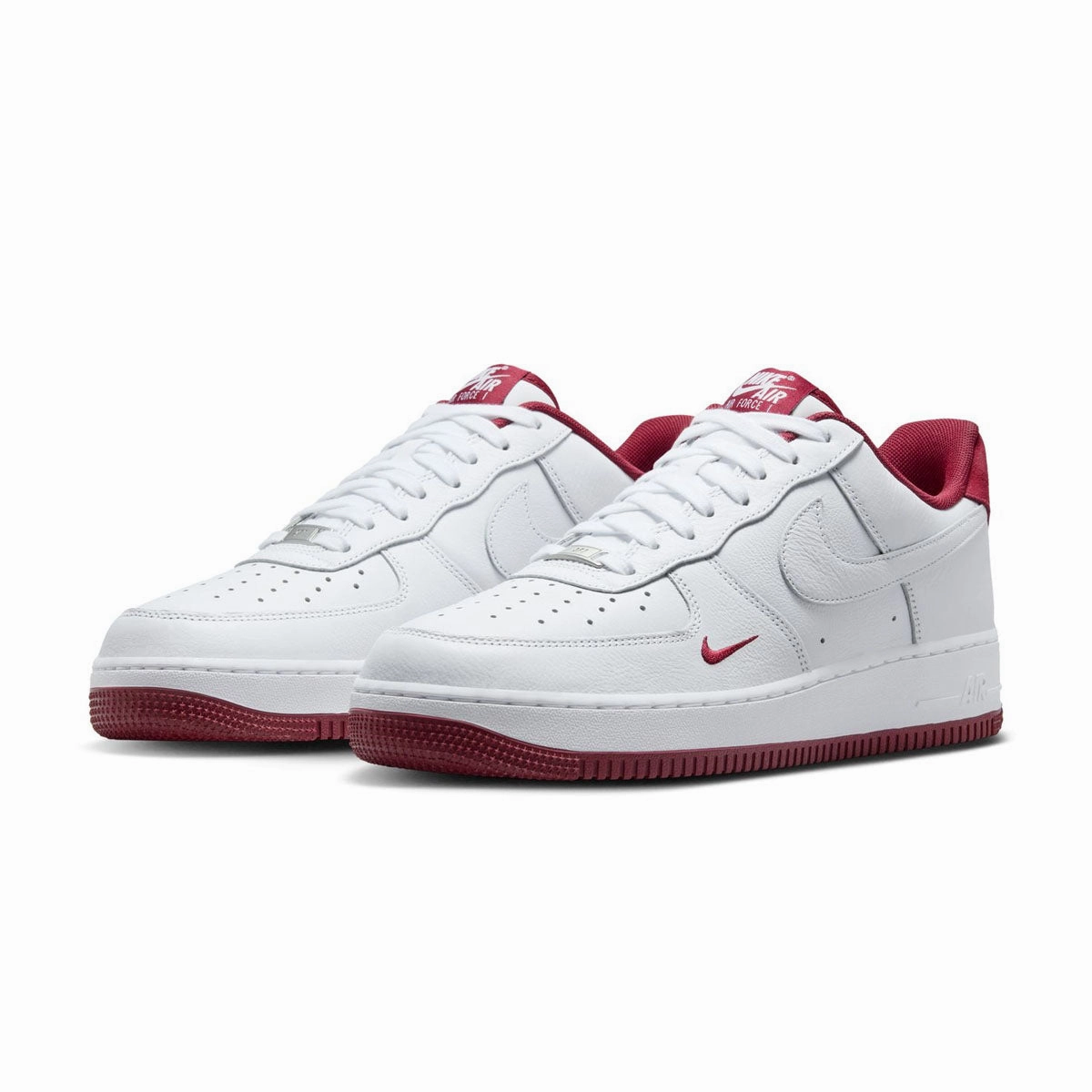 Air Force 1'07 LV8 'White Team Red' Quick Drying Materials Flattering performance