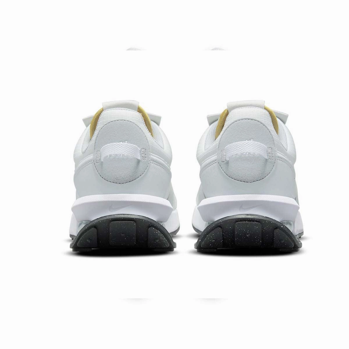 Air Max Pre-Day 'Summit White' flexibility - level
