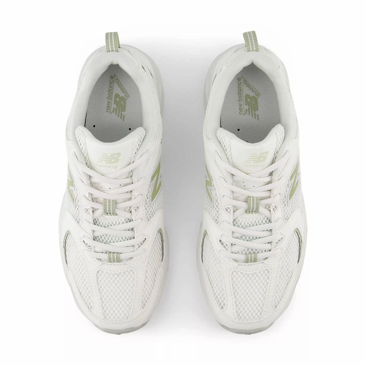 Distinctive 530 'Reflection Olivine'