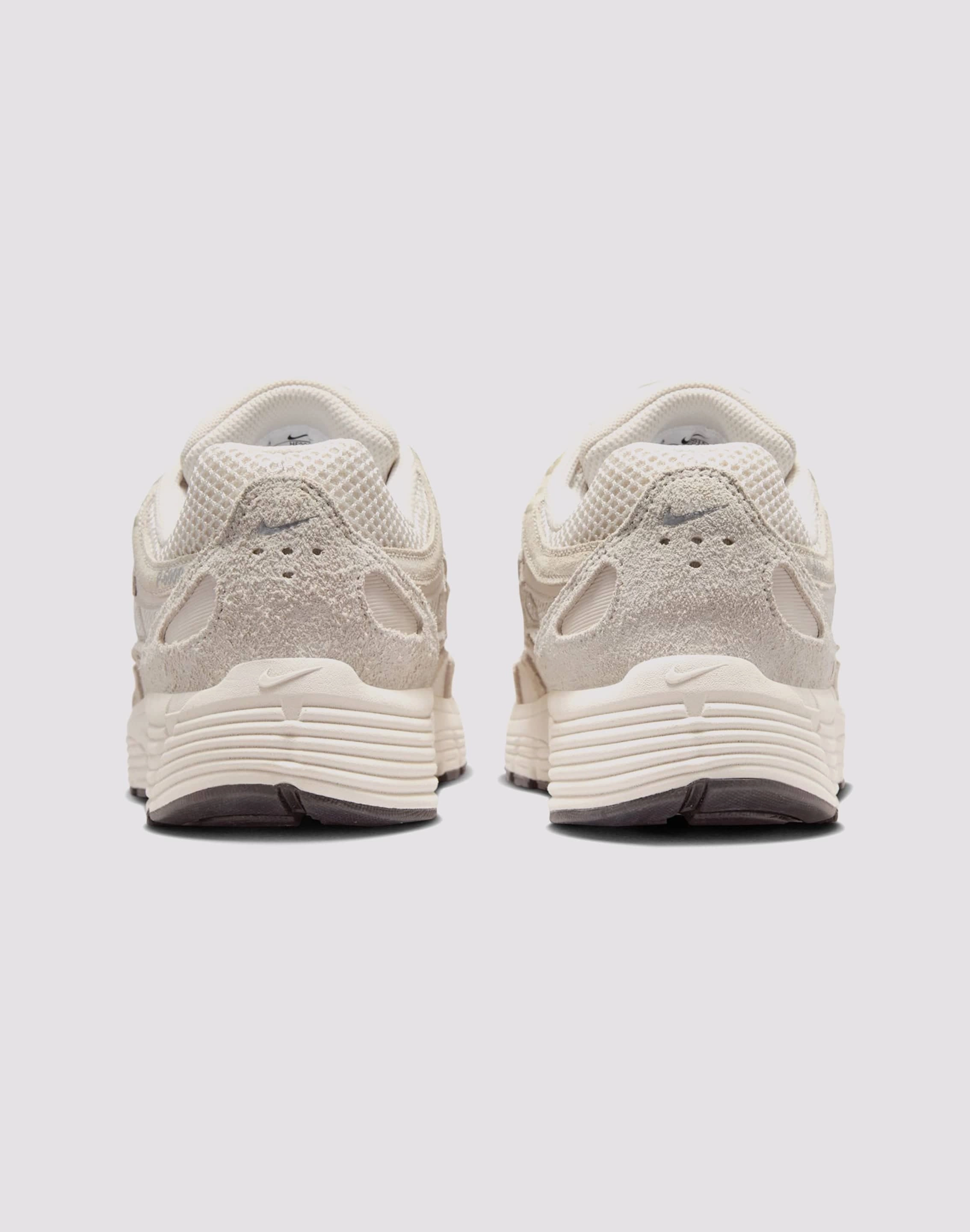 rubber - finish - design shoes Nike P-6000