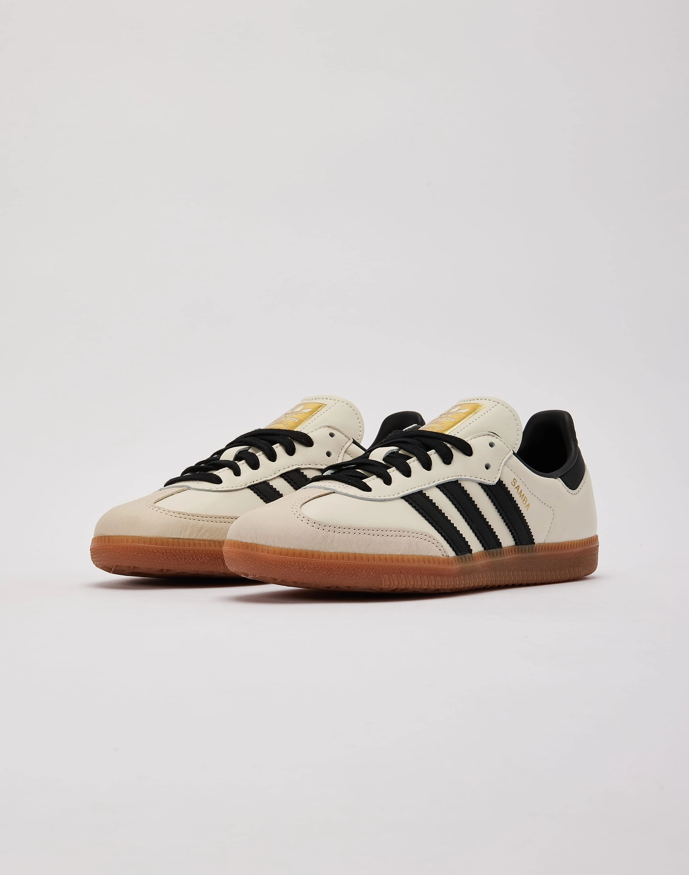 studded martial artists' precision Adidas Samba OG