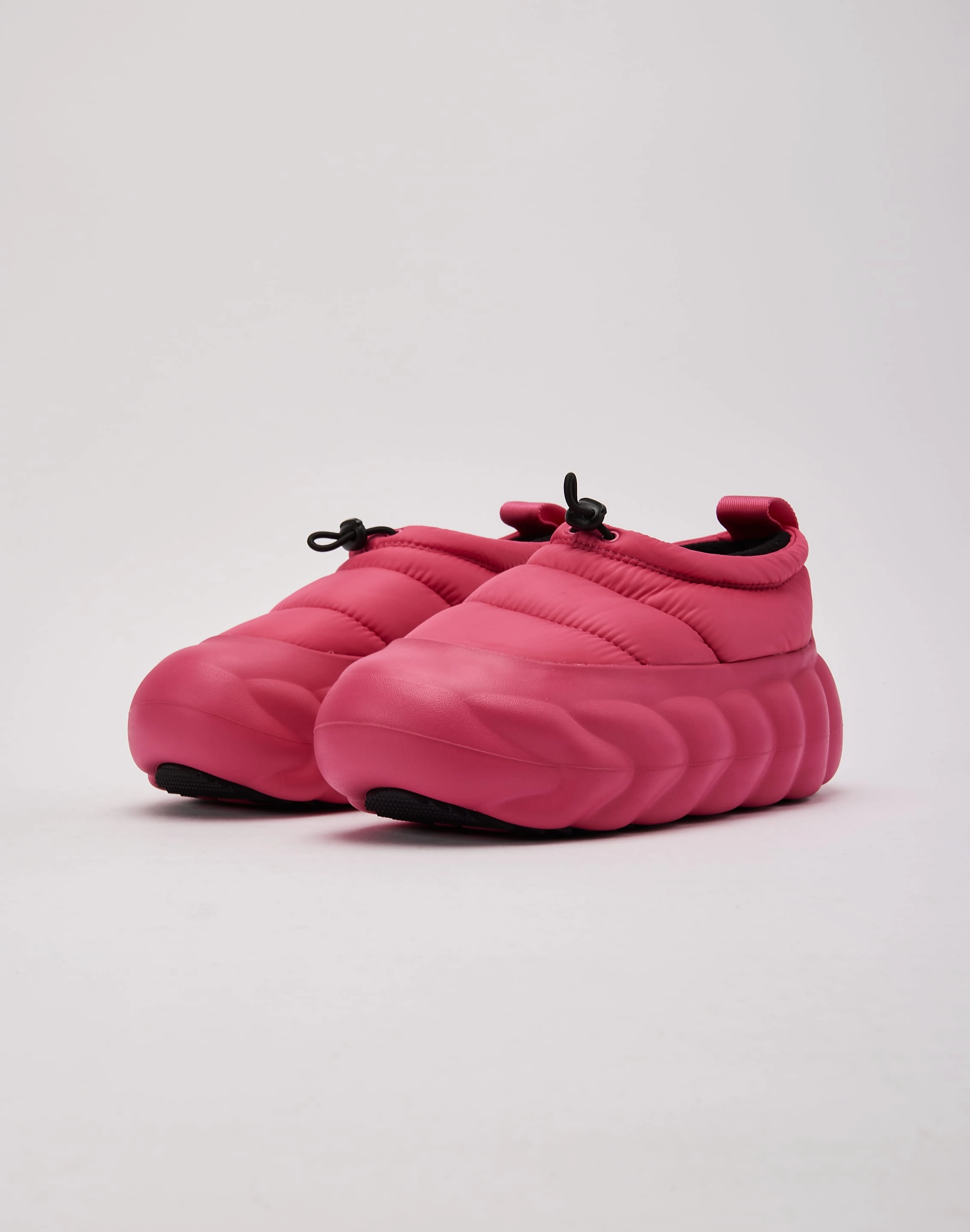 Crocs Overpuff Shorty Stylish Sole Flexible Midsole