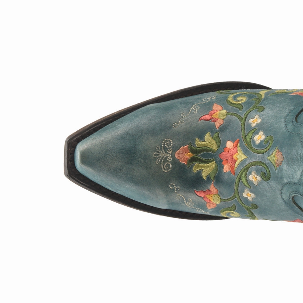 Anatomical Contour Solid Flower Child Embroidered Snip Toe Cowboy Boots