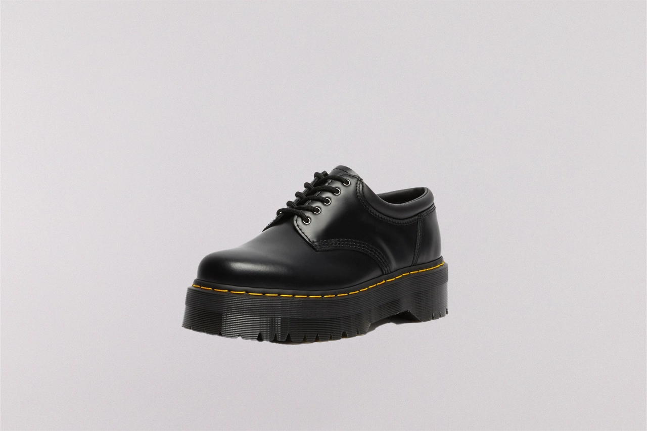 Dr. Martens 8053 Quad Smooth Leather Platform - 24690001 Sporty Design