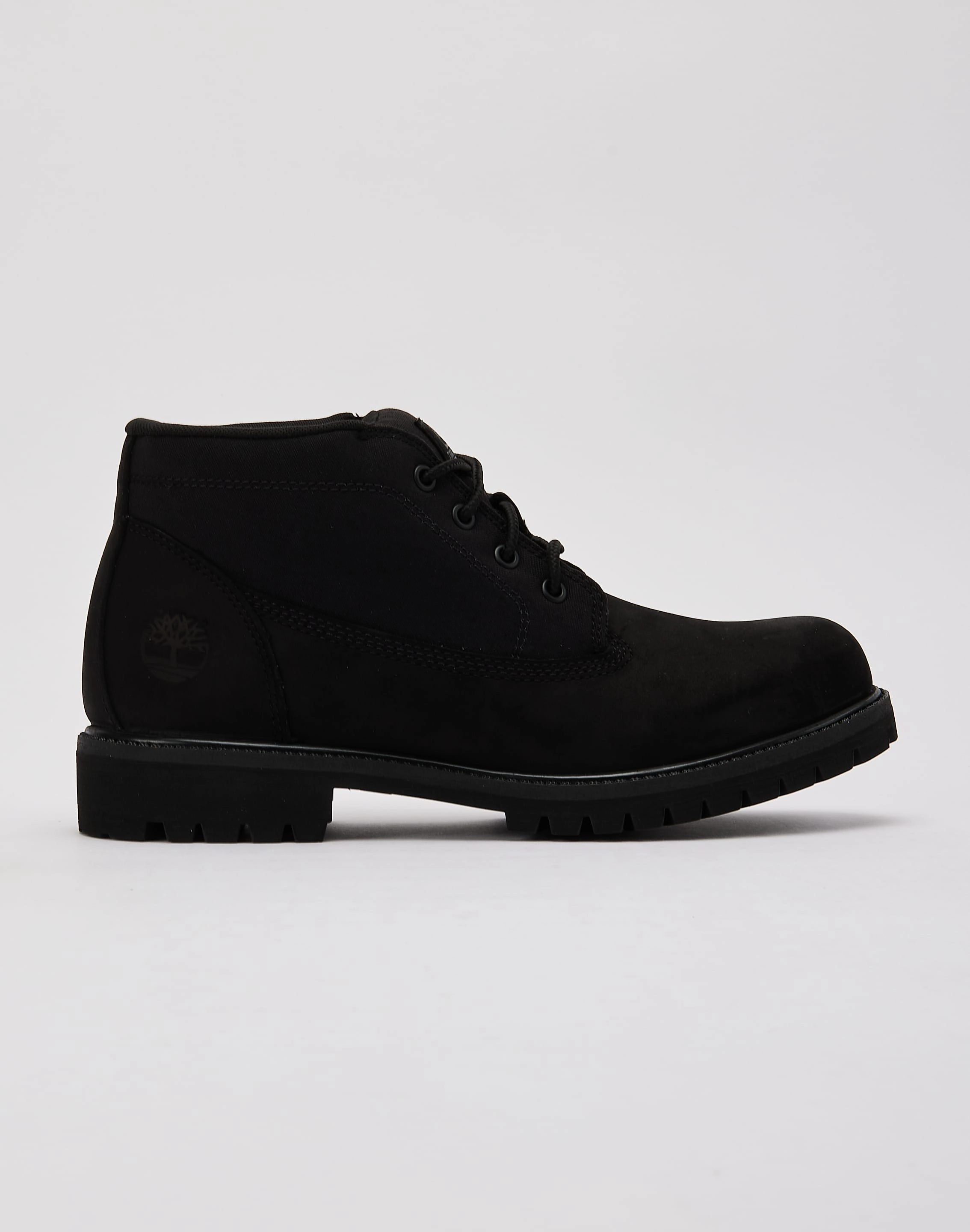 Timberland Premium Chukka Boot Durable Shell All Day Wear