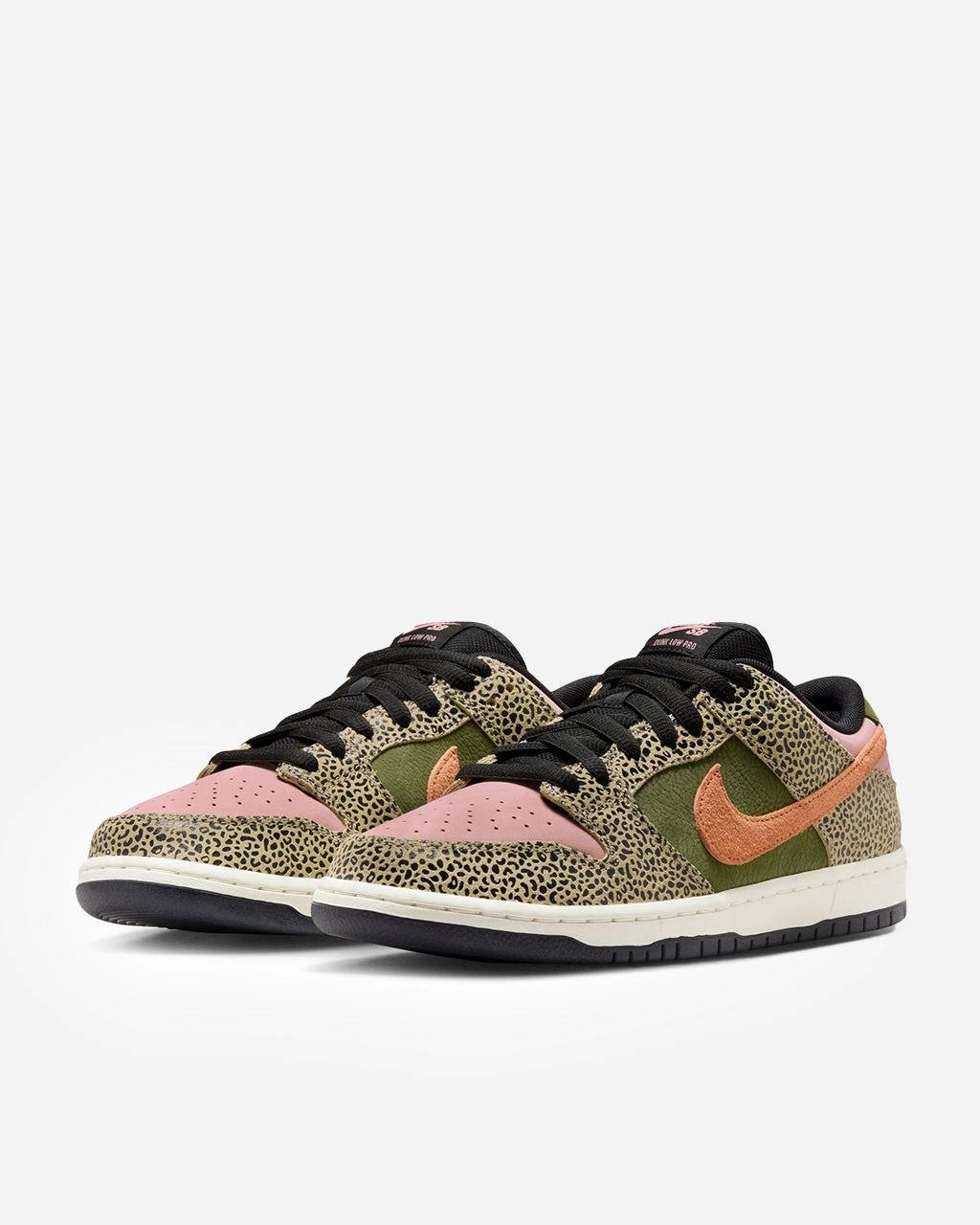 Dressy Arts-Rec Skateshop x SB Dunk Low Pro 'Rust Pink/Rough Green'