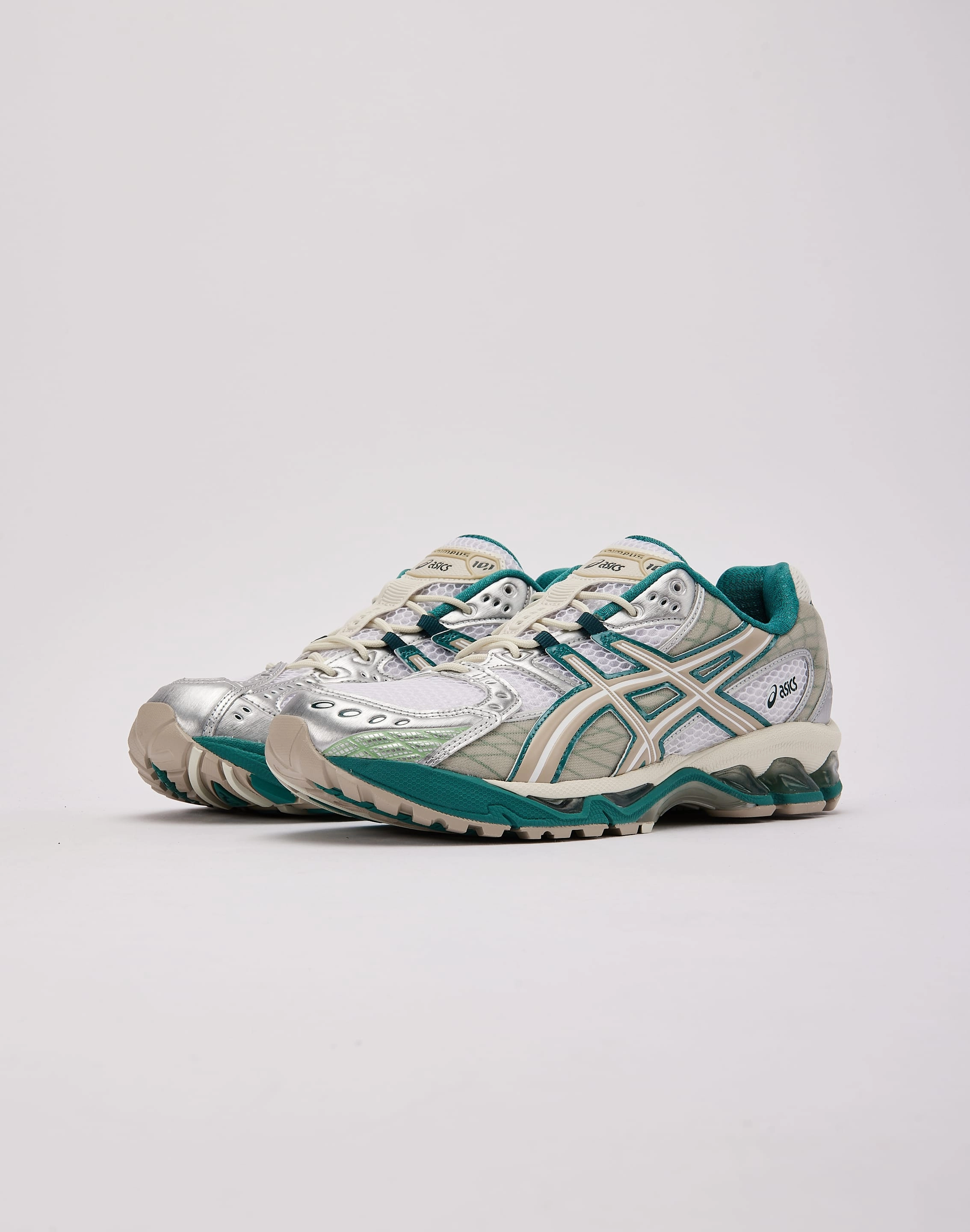 men - only Asics GEL-NIMBUS 10.1