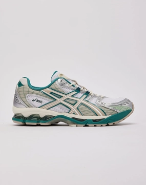 Asics GEL-NIMBUS 10.1 Shock Absorption Design Smooth interior