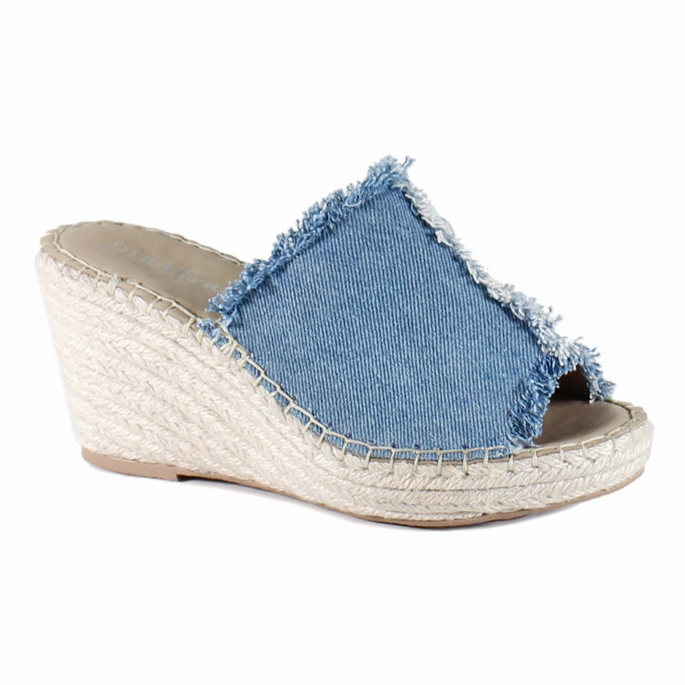 Fashion-Forward Look Go Party Espadrille Sandals