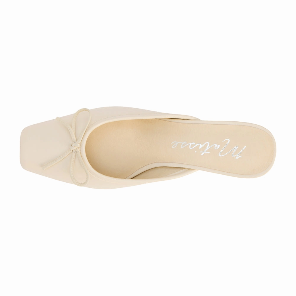 design weekenders Basilio Square Toe Block Heel Mules