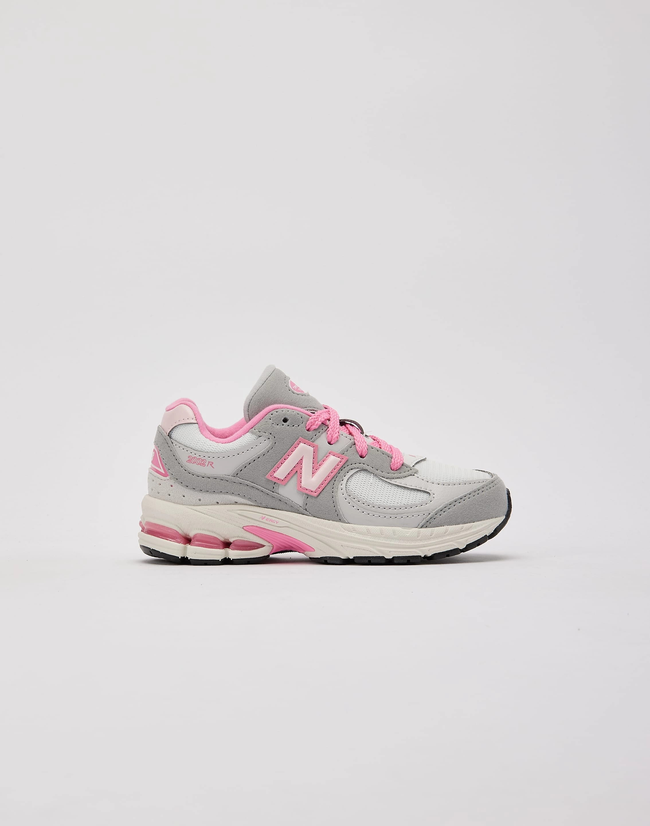 New Balance 2002R Pre-School Breathable mesh upper Flexible Motion Technology