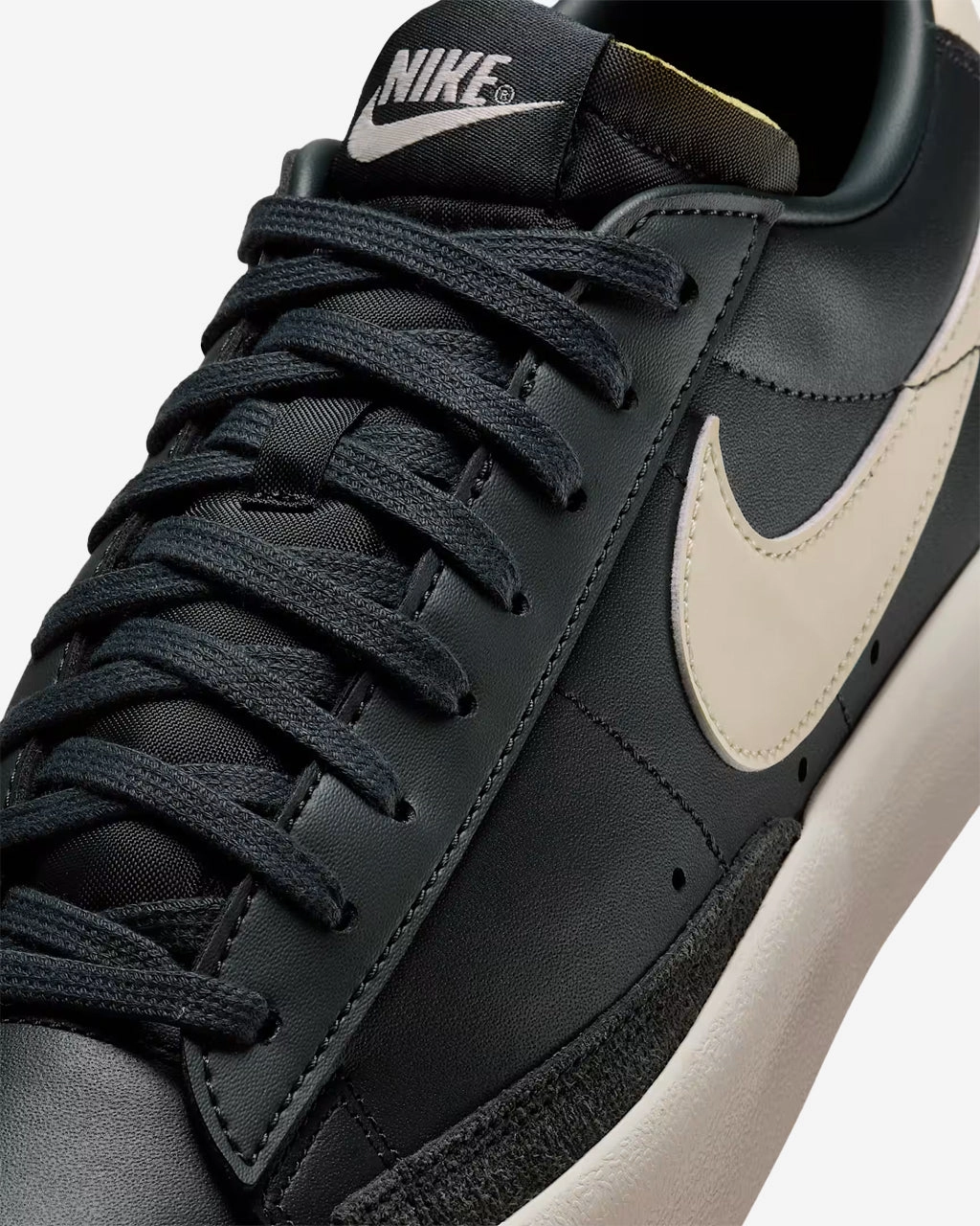 hikers' durability Blazer Low '77 Vintage 'Anthracite/Coconut Milk'