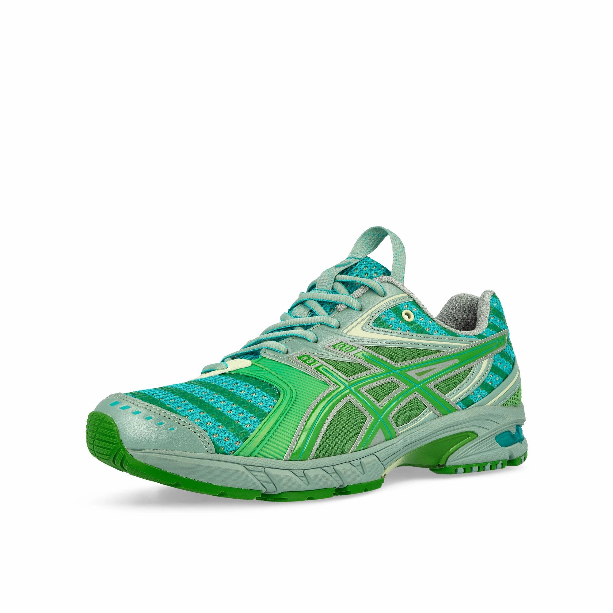 UB9-S GEL-DS Trainer 14 Fit Lifestyle