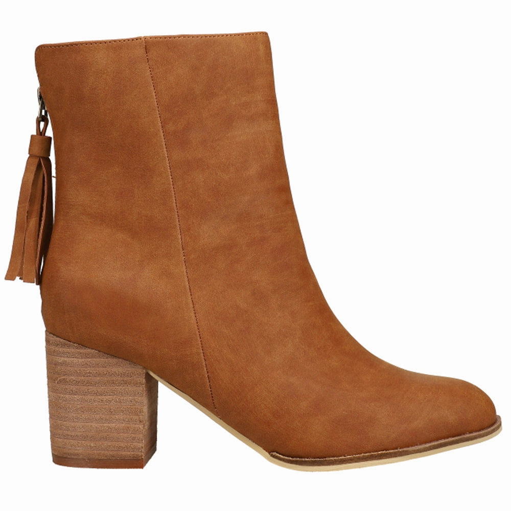quality - level Boujee Round Toe Zippered Booties