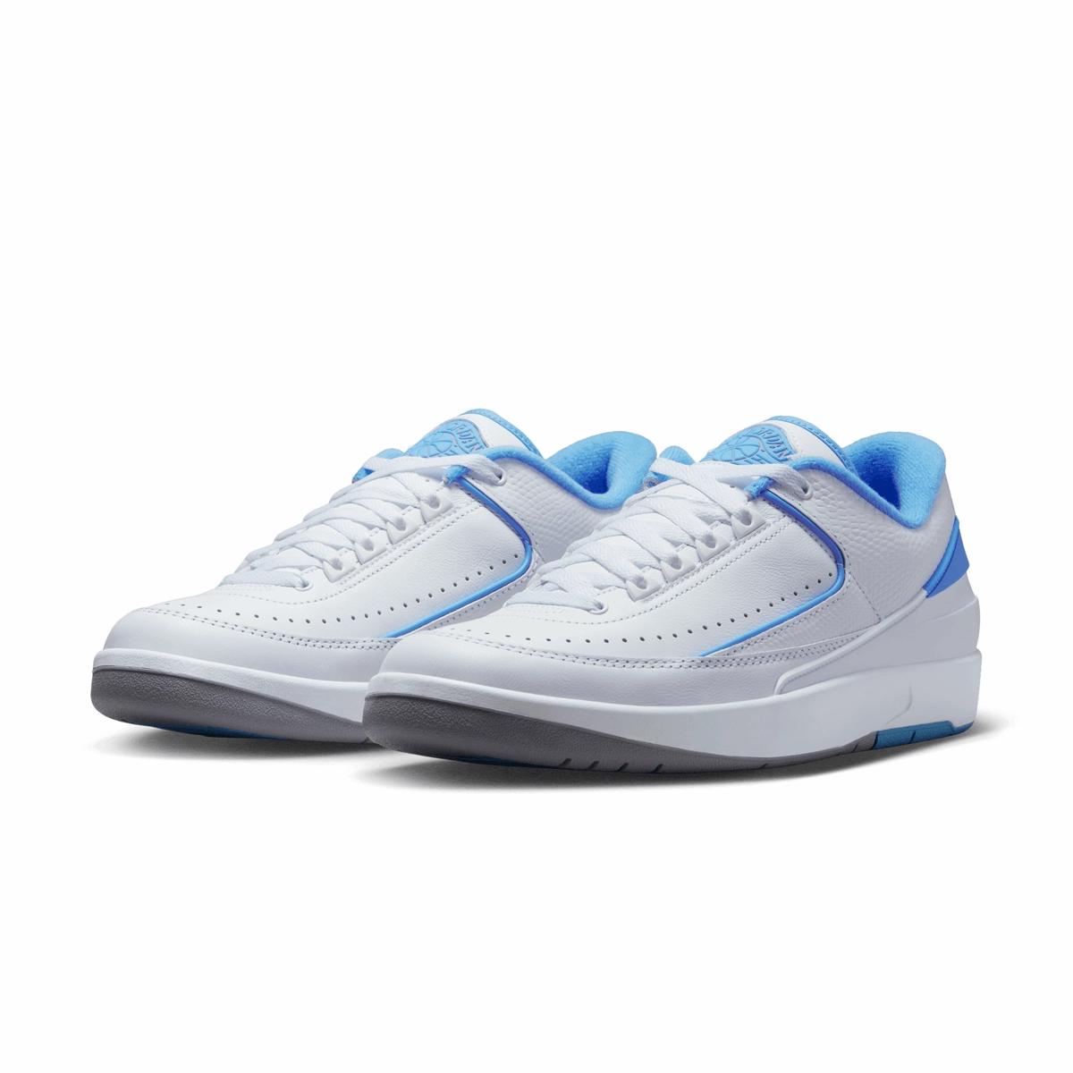 Air Jordan 2 Retro Low 'UNC' Reliable flair