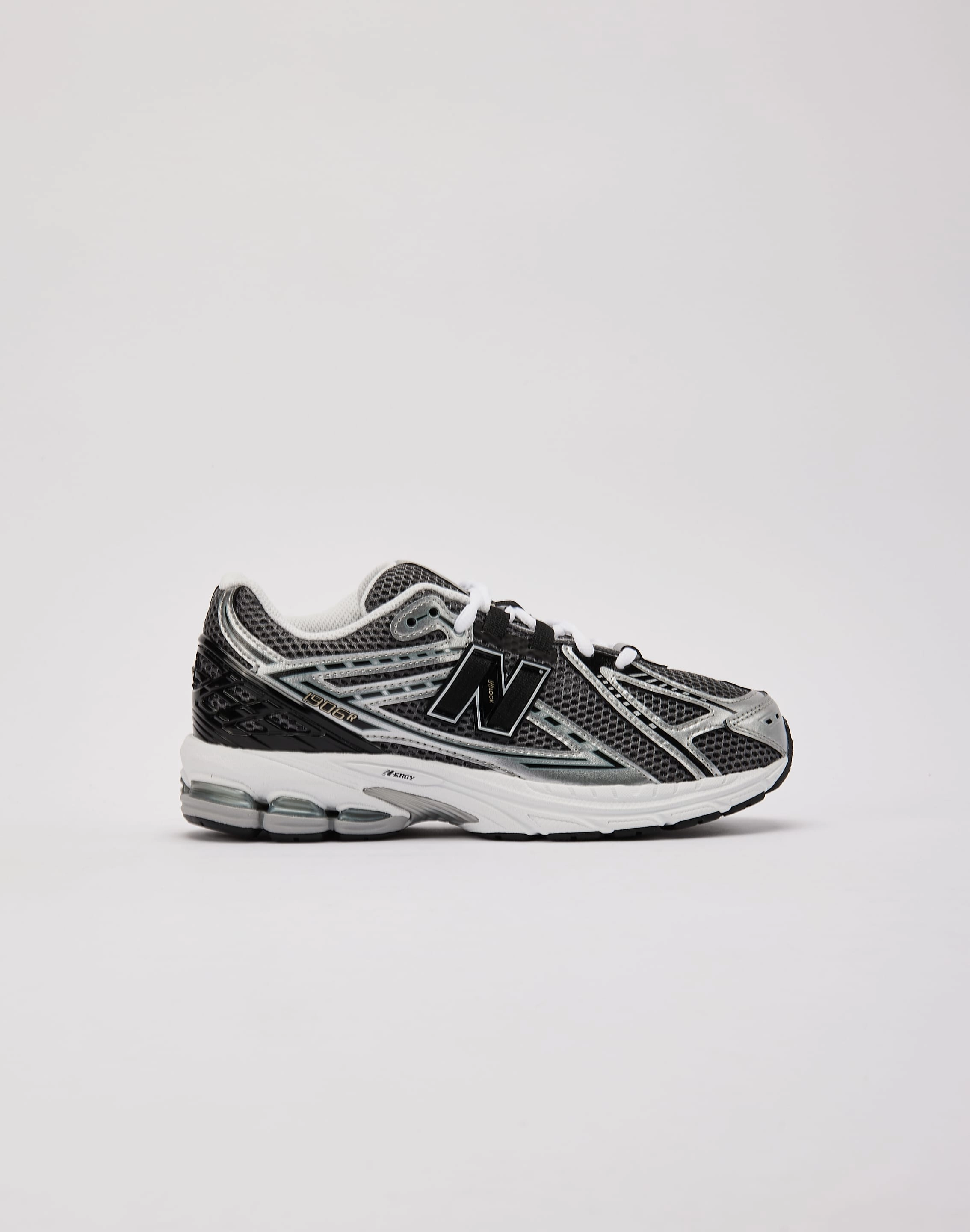 New Balance 1906R Grade-School Comfortable Design
