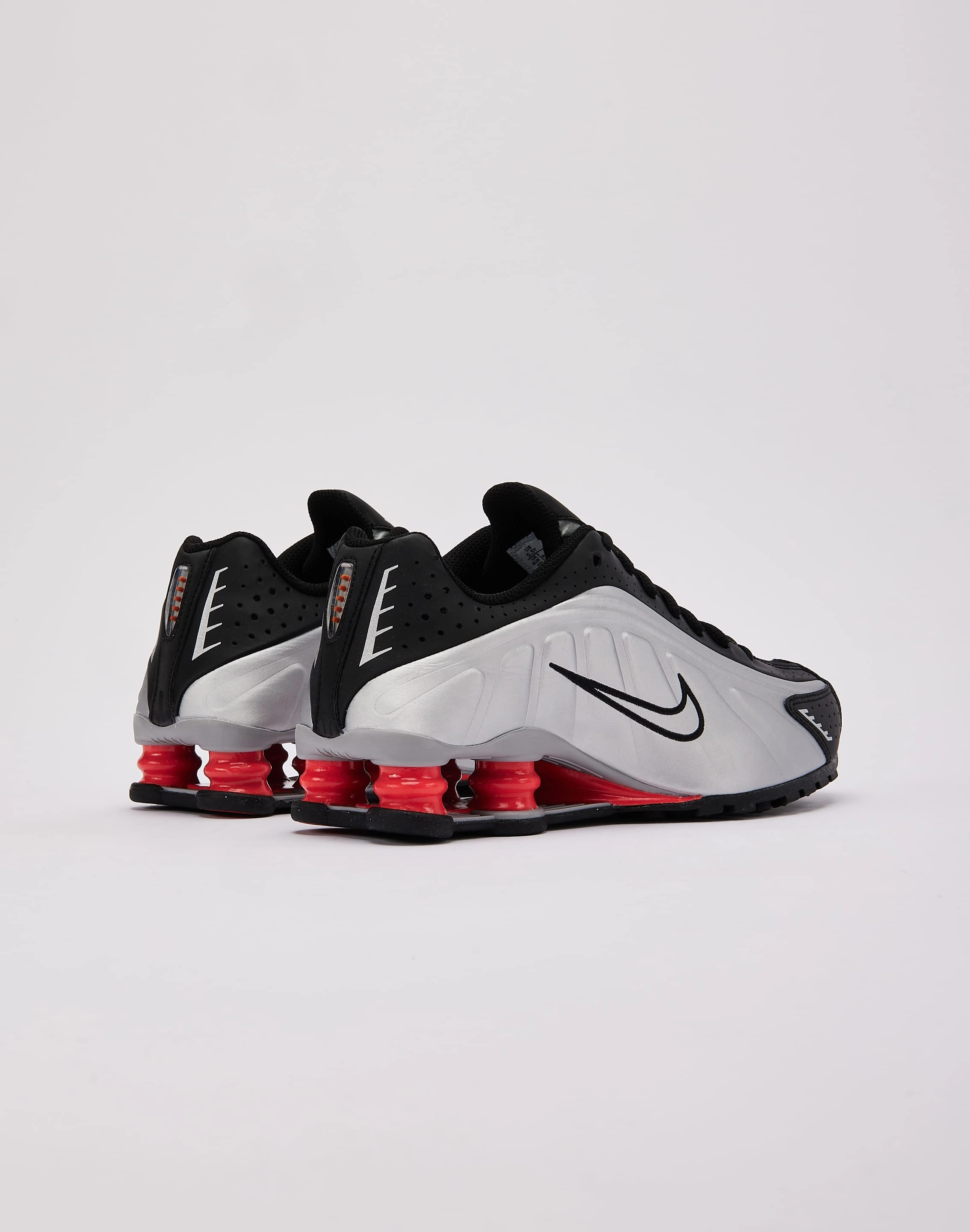 Nike Shox R4 Grade-School Air Cushioning Non Slip Sole