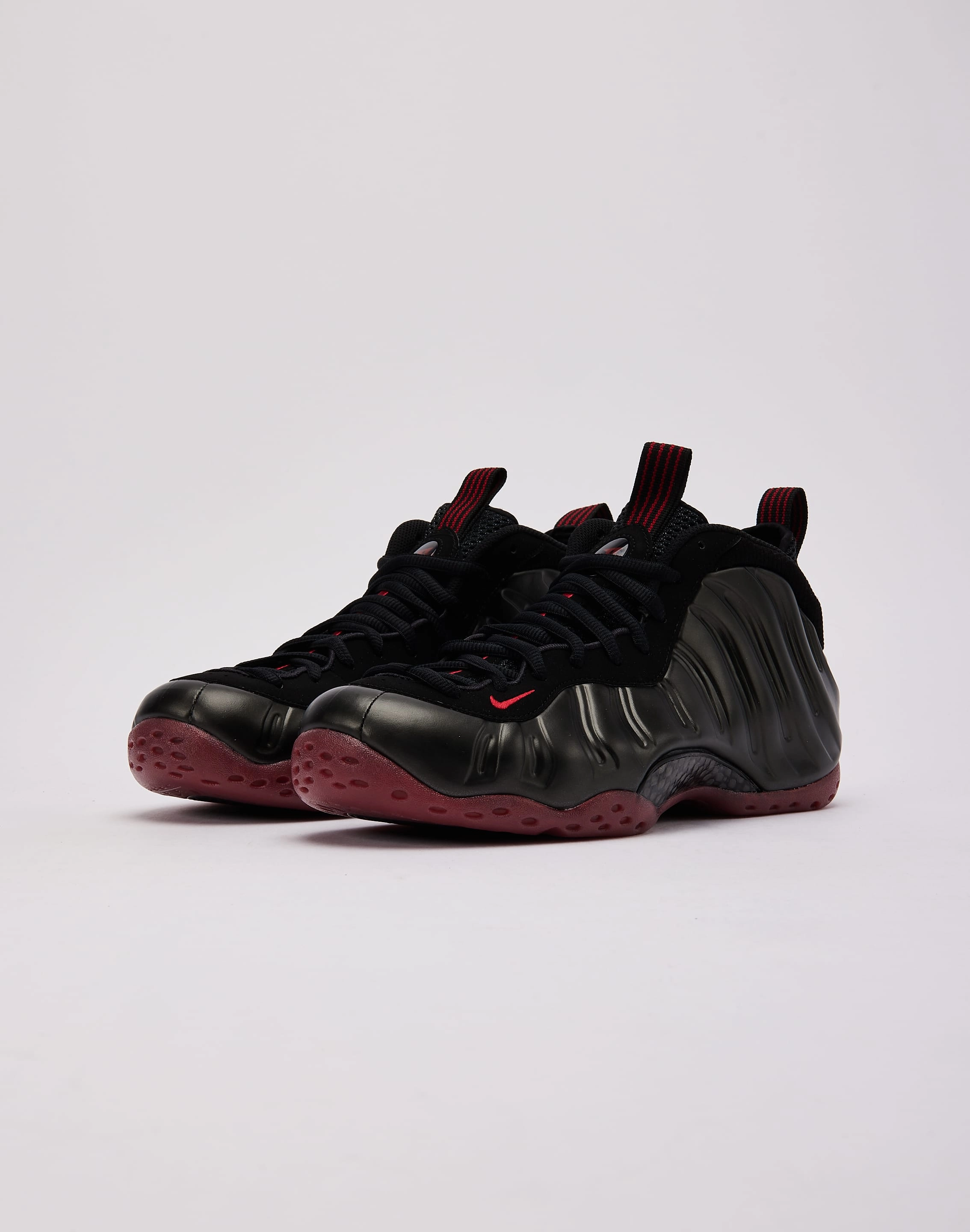 Nike Air Foamposite One 'Black and Varsity Red' Energy return Abrasion Resistant Mesh