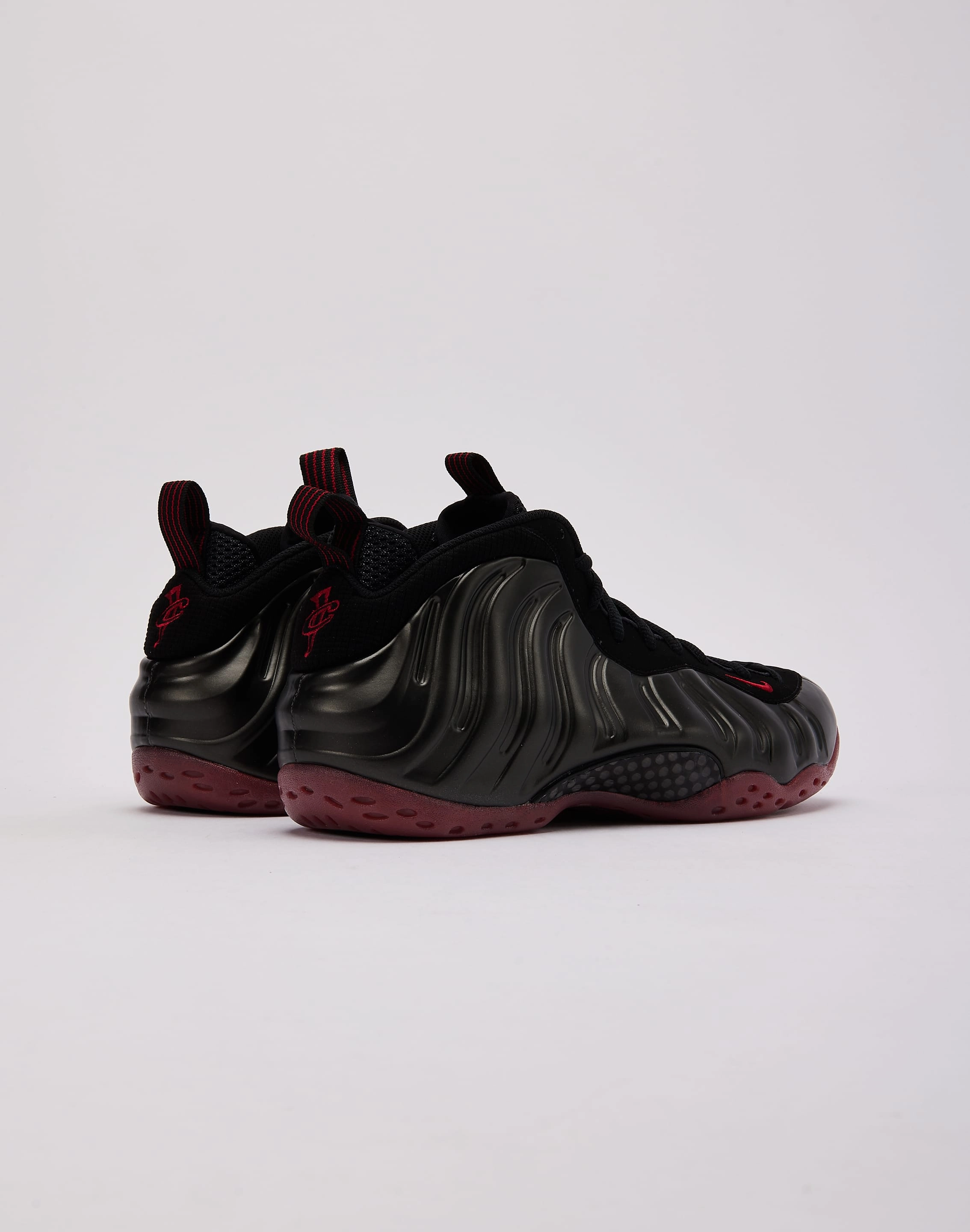 Nike Air Foamposite One 'Black and Varsity Red' sensible Energy Return Unit