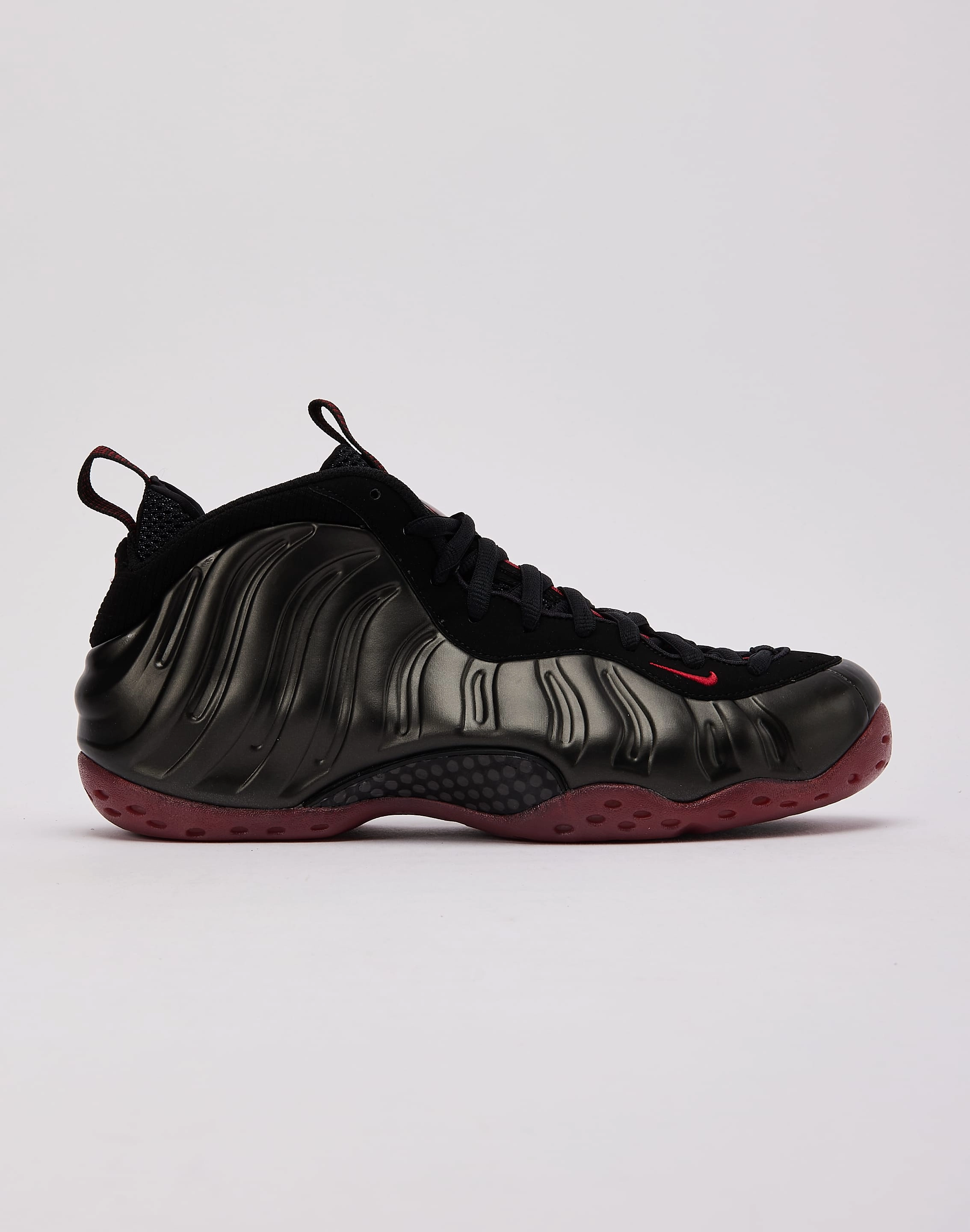 Ventilated Design smallest Nike Air Foamposite One 'Black and Varsity Red'