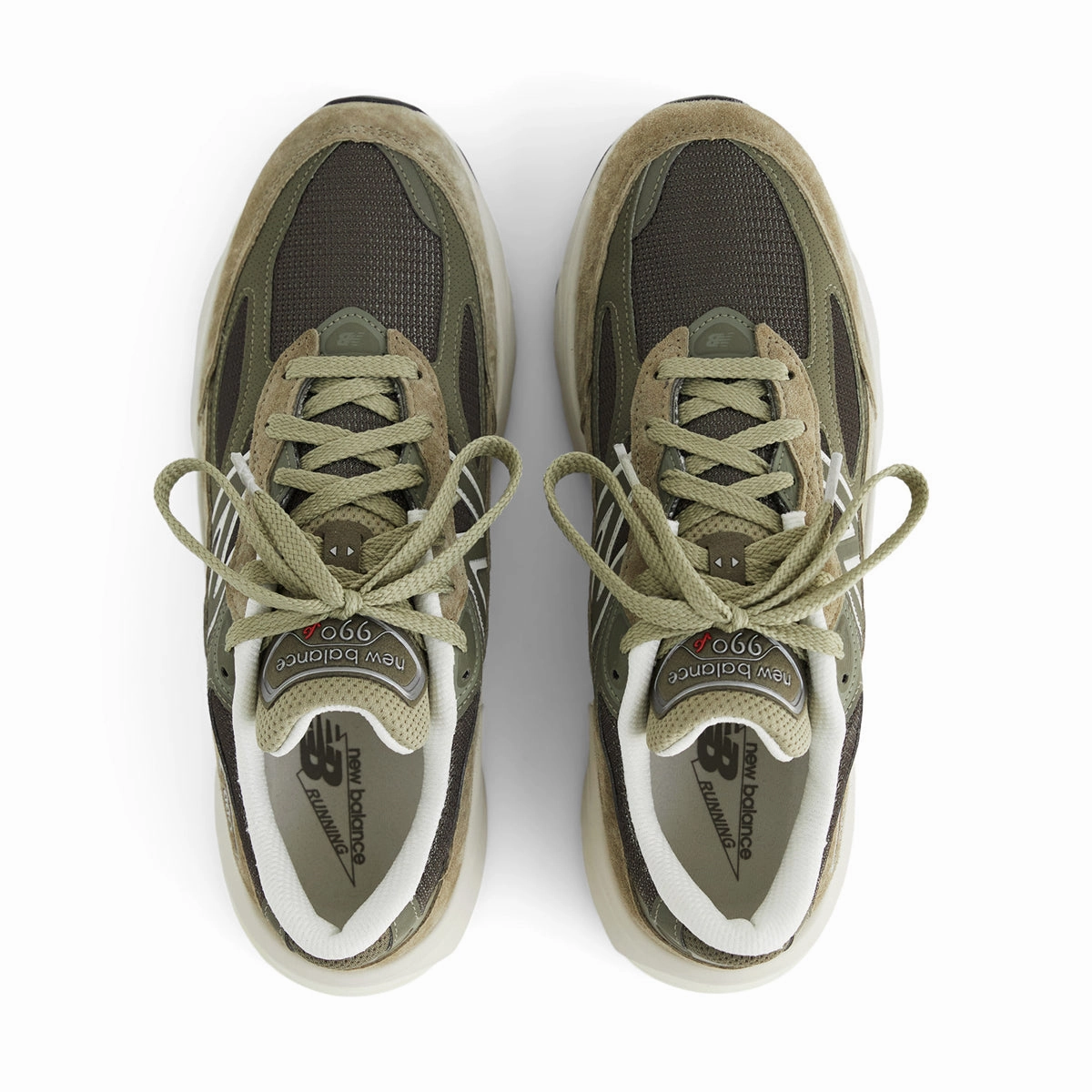 in USA 990v6 'True Camo' Dynamic Flex Grooves