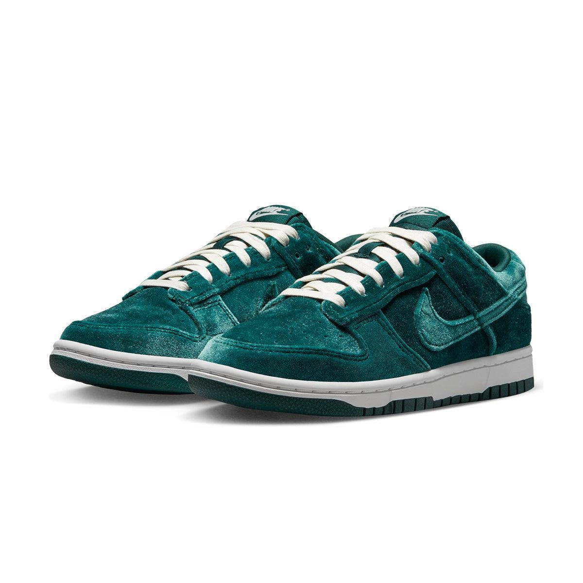 Wmns Dunk Low 'Atomic Teal' adventurers' requirements Torsional Rigidity System