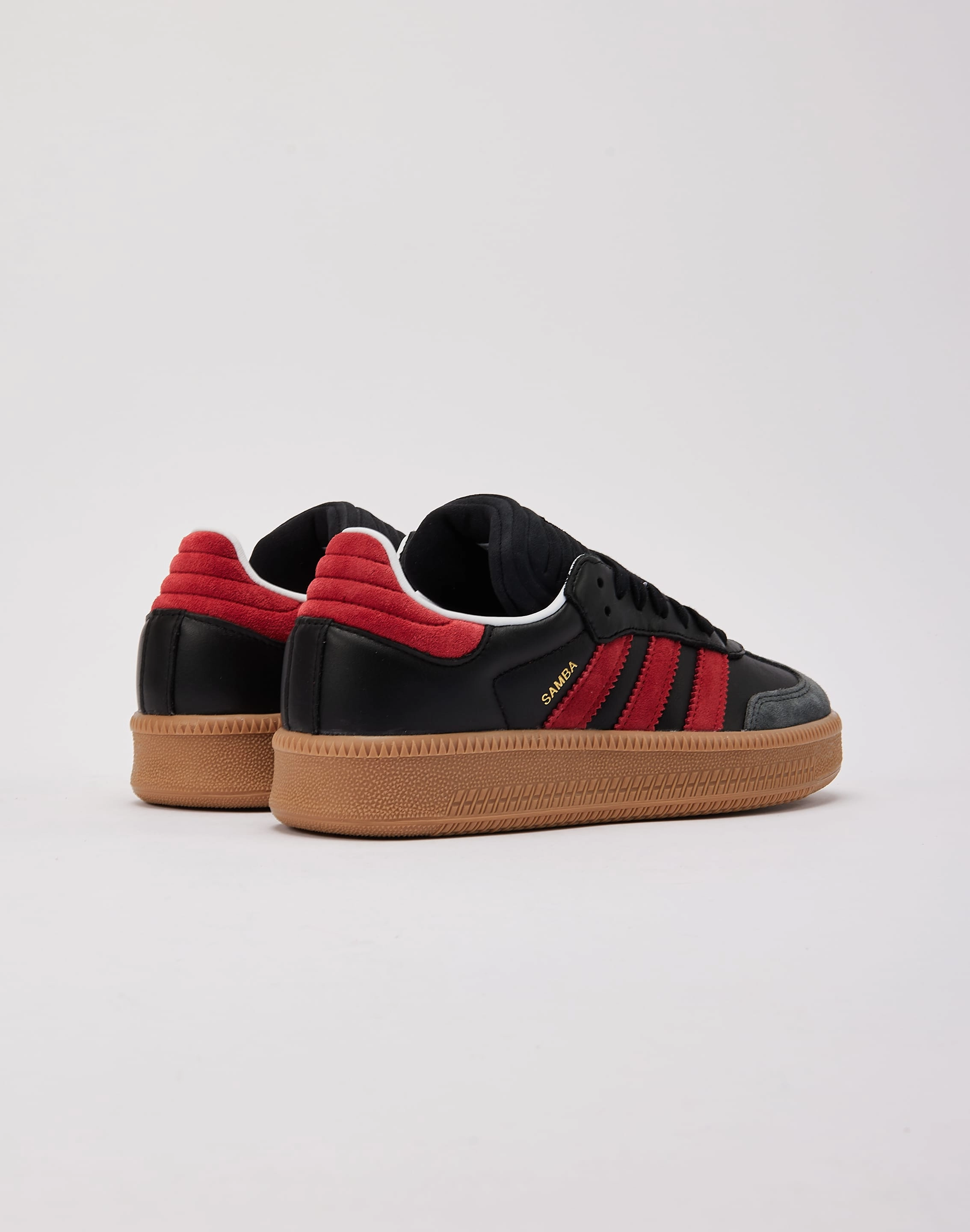 dancing - style Adidas Samba XLG Grade-School