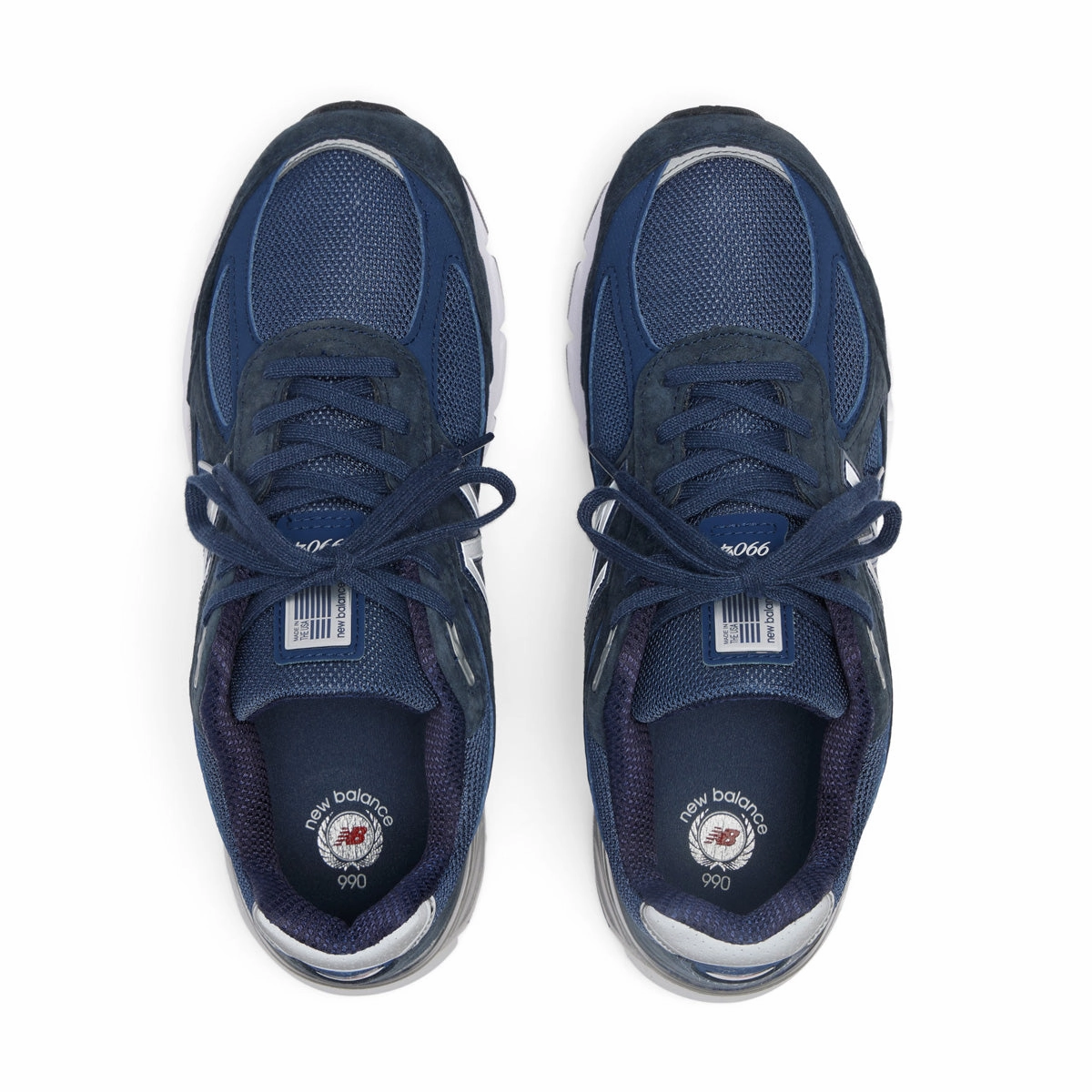 Adaptive Fit in USA 990v4 'Navy Silver'