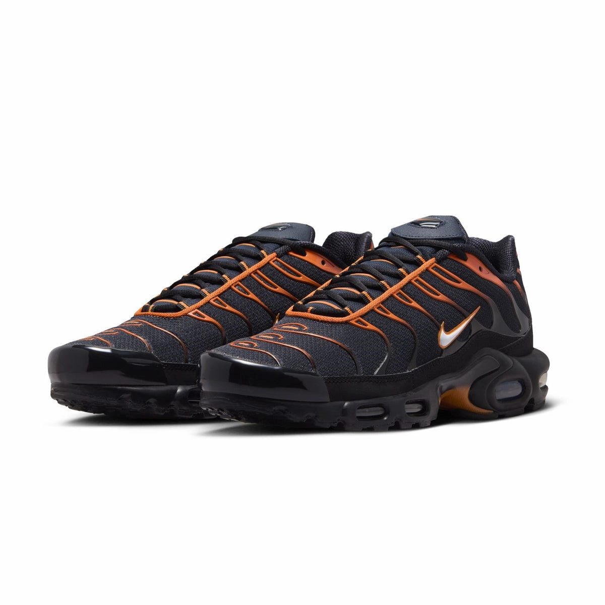 Motion Control Feature cut Air Max Plus 'Dark Obsidian Orange'