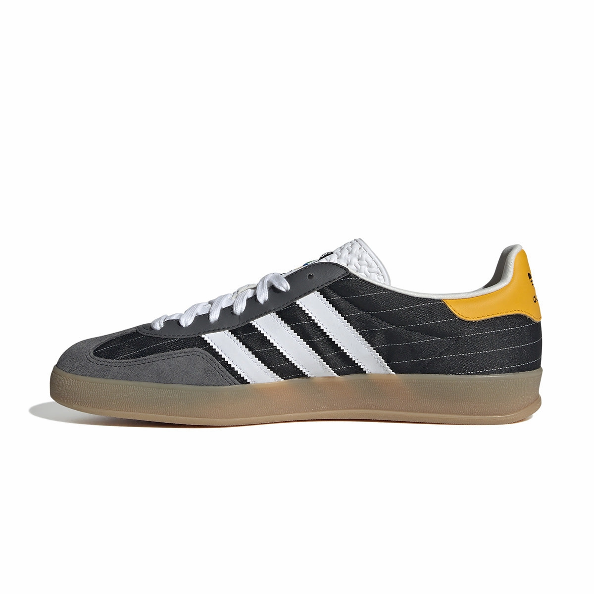 Gazelle Indoor 'Black White' Wide Base Support reasonable
