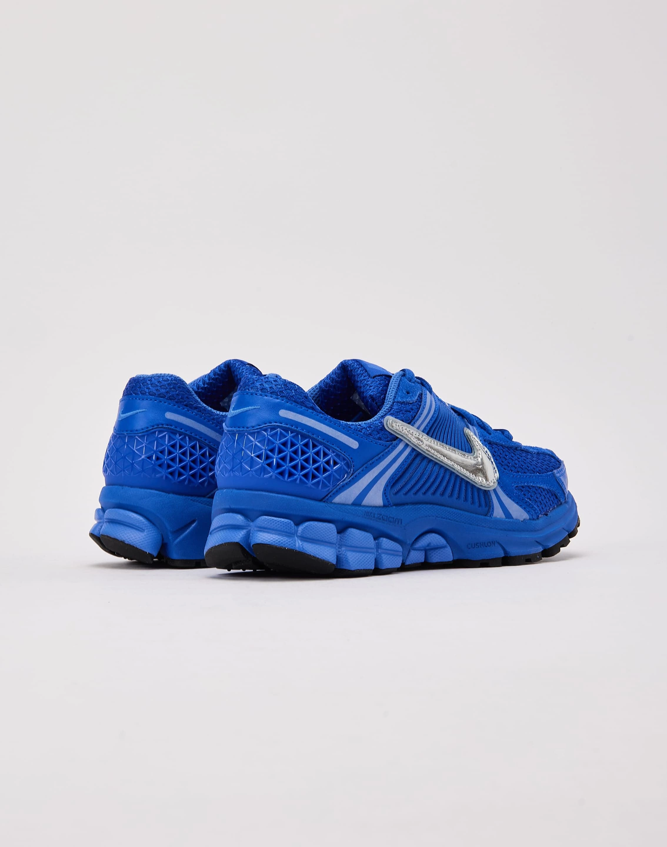 Nike Zoom Vomero 5 Unbeatable cushioning Cushioned Insole Technology