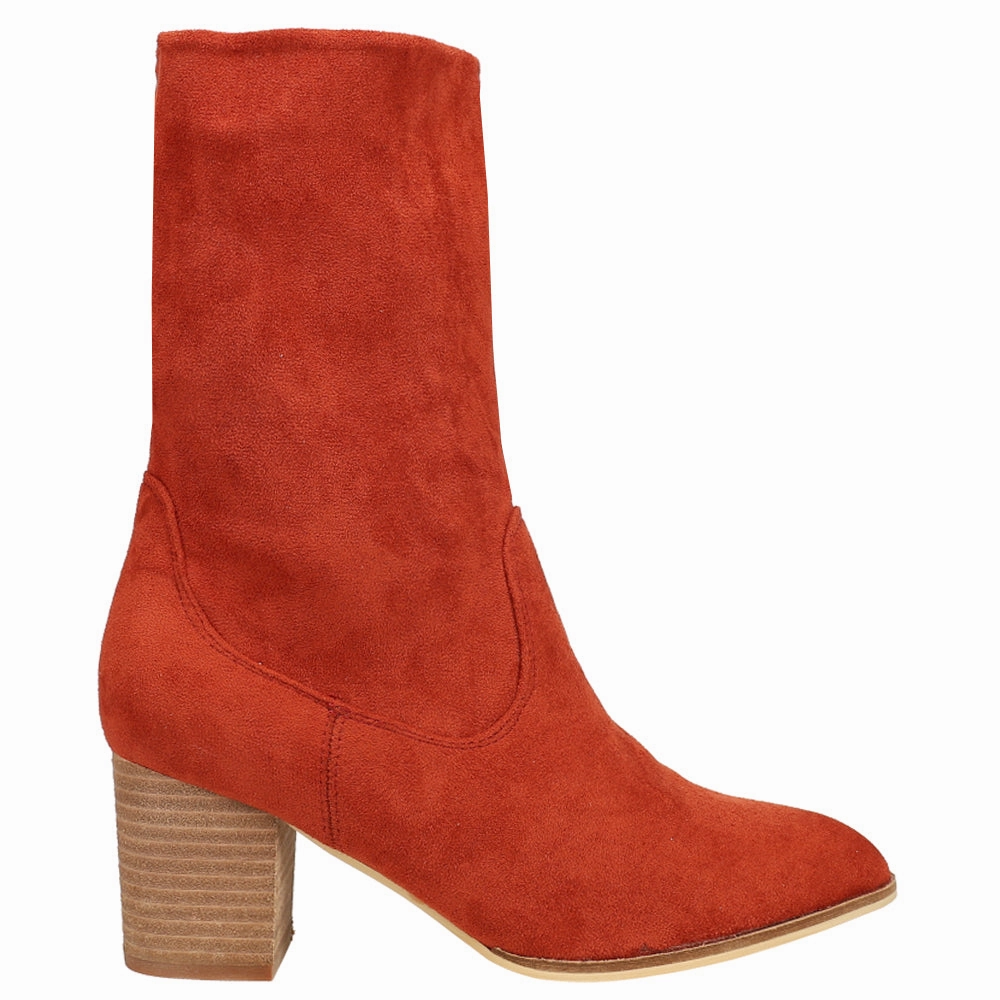 Adjustable Closure System Wicked Round Toe Pull On Boots