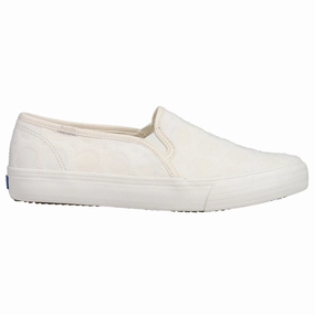 Double Decker Circle Crochet Slip On Sneakers Anti Fatigue Footbed