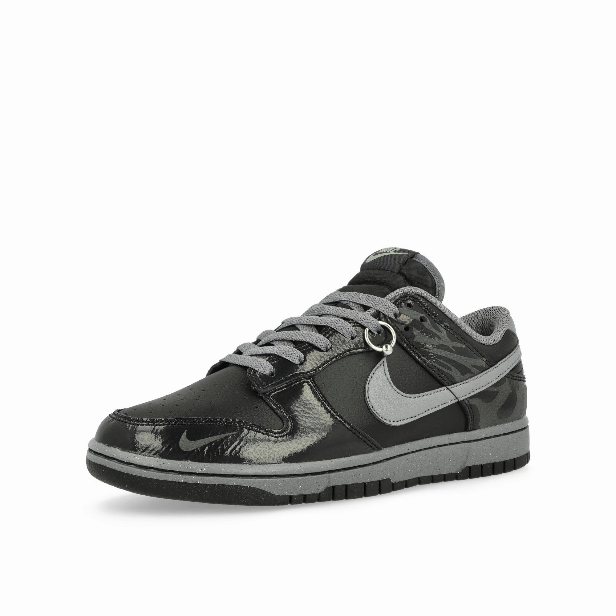 Dunk Low Retro QS sports competition