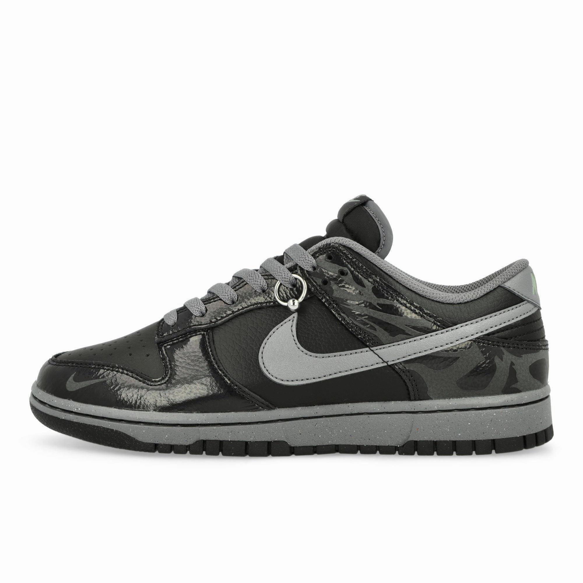 Dunk Low Retro QS Minimalist modern - style