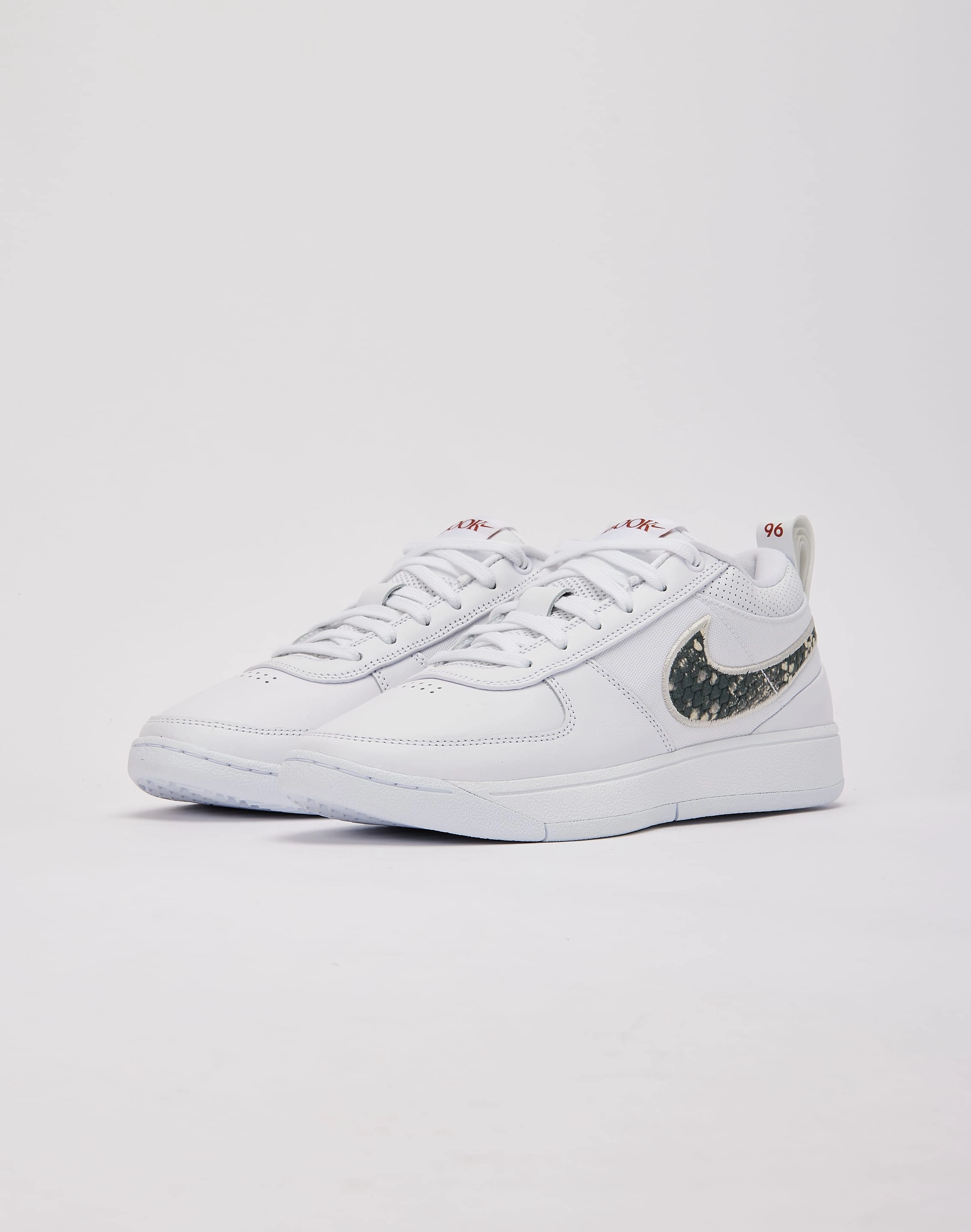 Nike Book 1 Sophisticated Look statement - piece