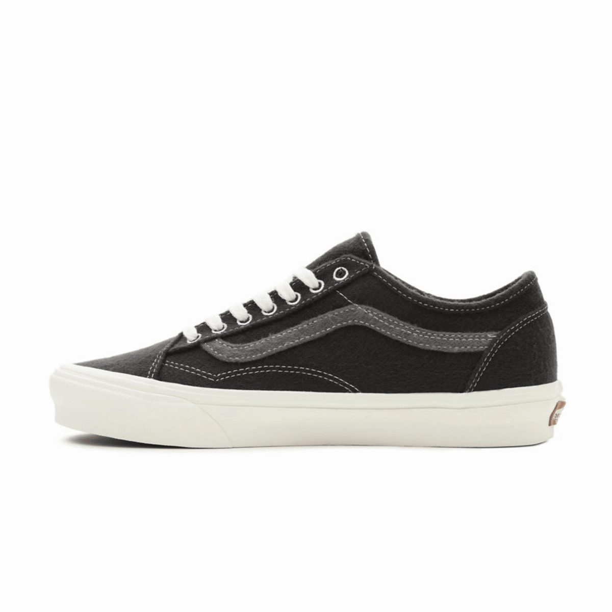 athletic chic Moisture wicking Eco Theory Old Skool Tapered 'Black'