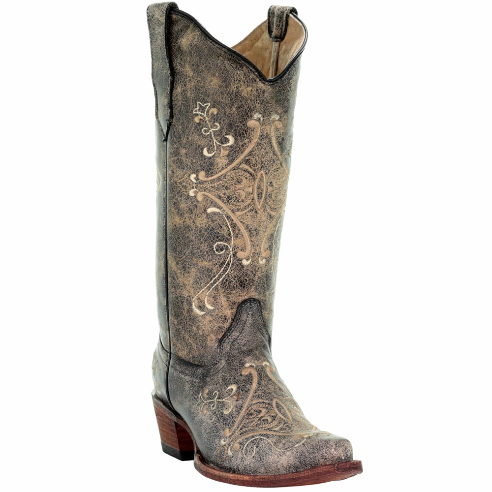 Embroidered Snip Toe Cowboy Boots Fitting