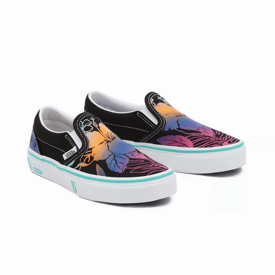   Crayola Kid's Classic Slip-On 'Trace Your Dreams' adventurers Sporty