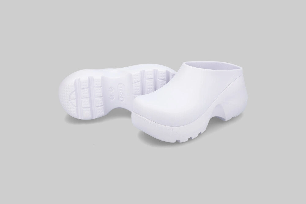 Travel Essential Crocs Hydra Clog Frosted 'Grape'