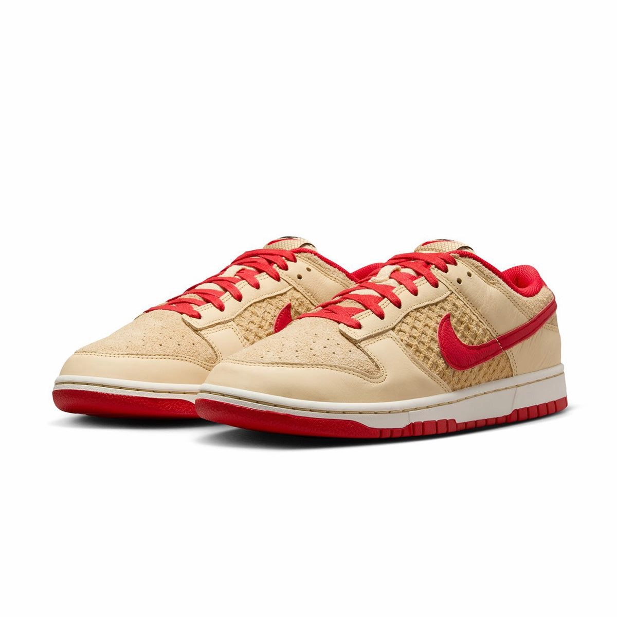 Compression Resistant Midsoles Amateur Dunk Low Retro SE 'Strawberry Waffle'
