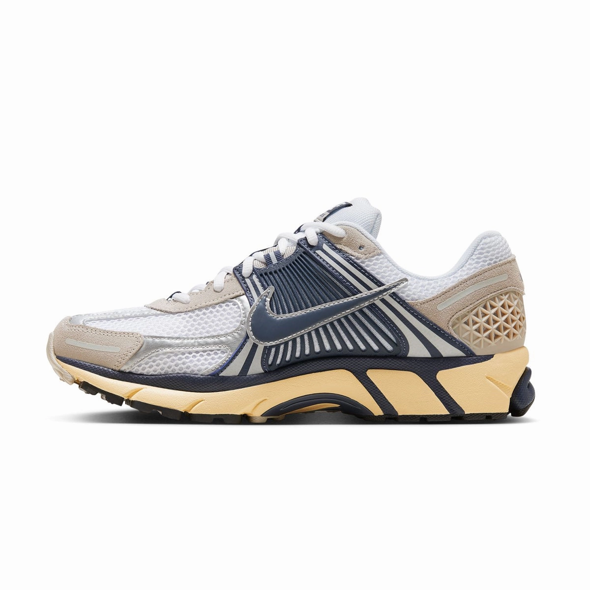 irreplaceable Zoom Vomero 5 'Thunder Blue'