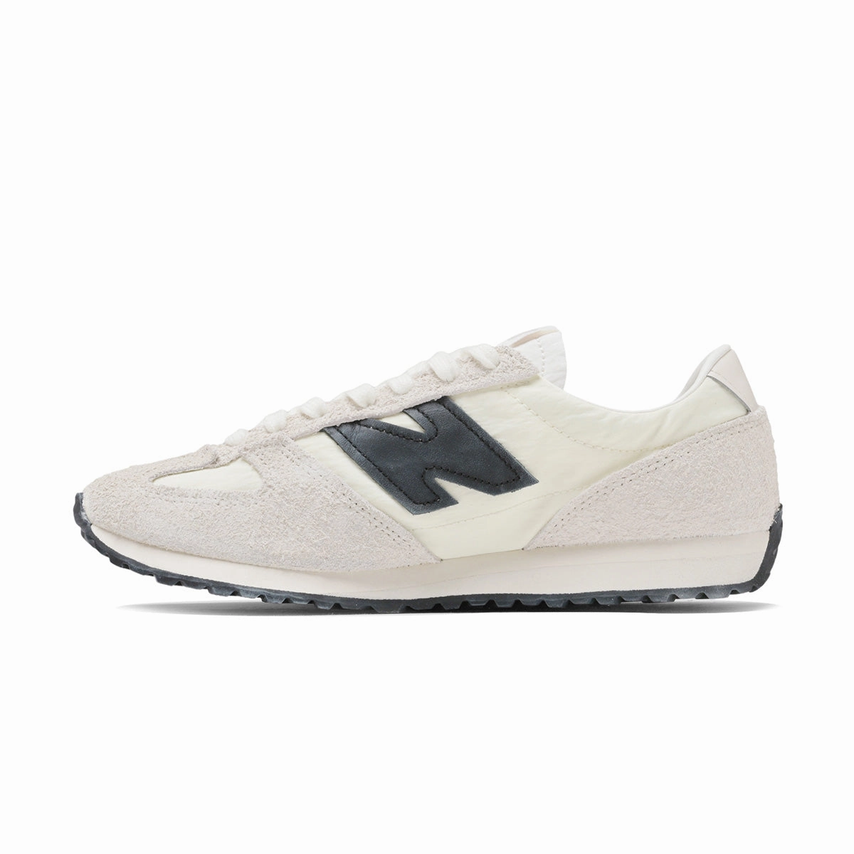 Light 471 'Linen Angora'