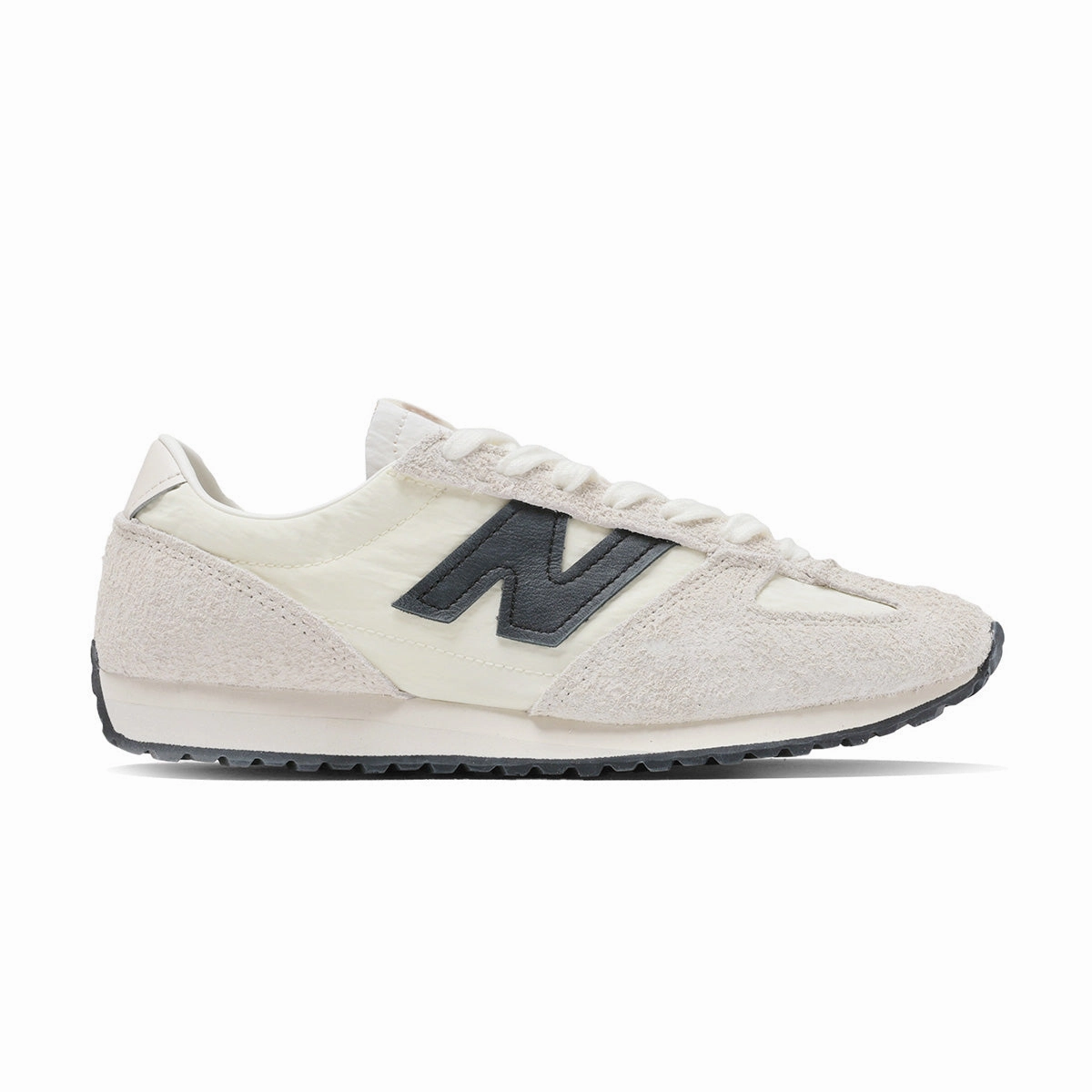 Heel Lock Technology athletes' 471 'Linen Angora'